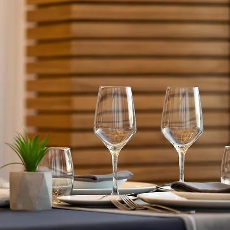 Tempus & Hotel 4*