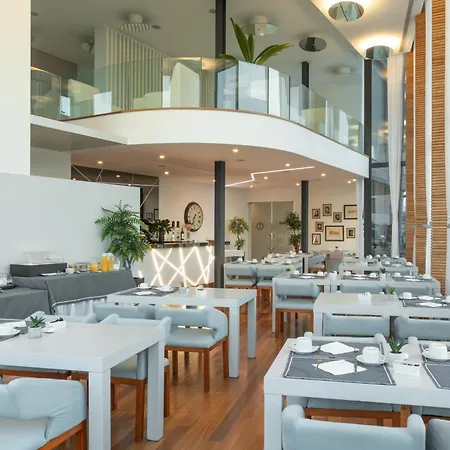 Hotel Tempus &