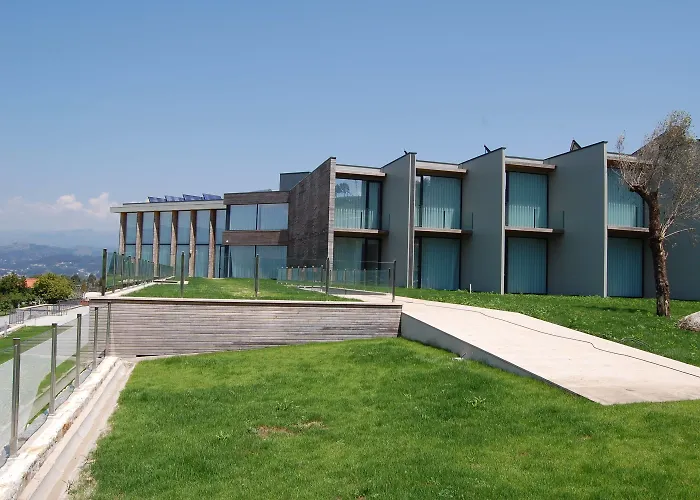 Отель Tempus & 4*