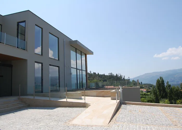 Отель Tempus & 4*